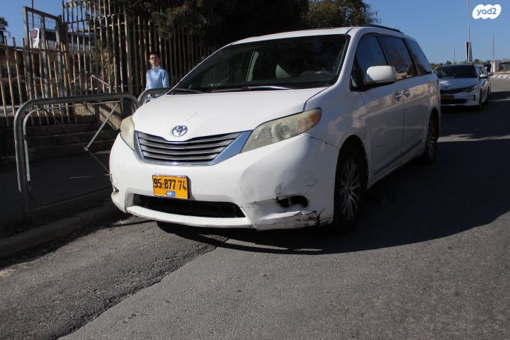 מודעת רכב טויוטה סיינה