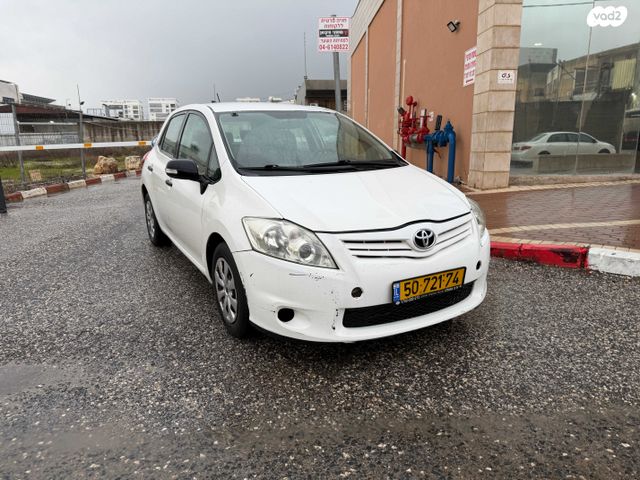 טויוטה אוריס