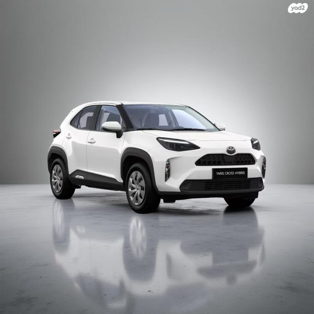 טויוטה יאריס קרוס