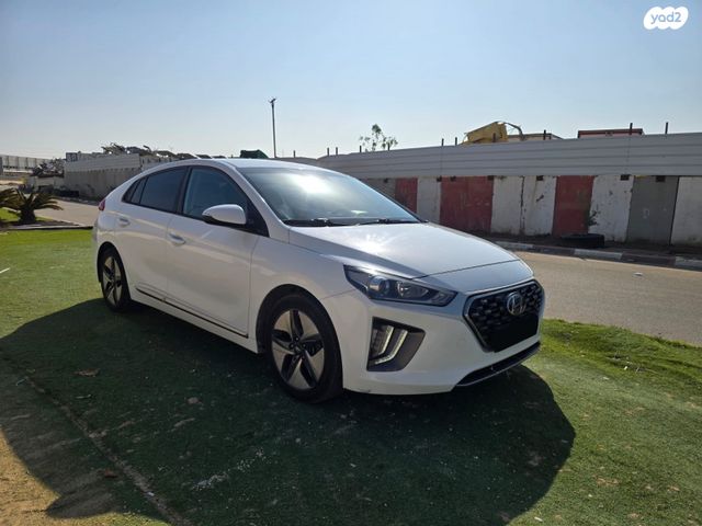 יונדאי איוניק