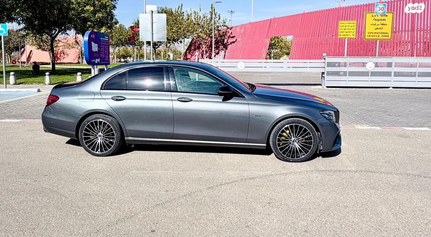מרצדס-בנץ E-class