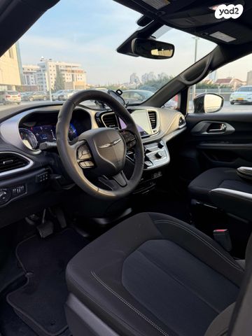 קרייזלר פסיפיקה