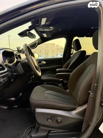 קרייזלר פסיפיקה