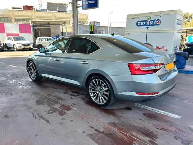 סקודה סופרב