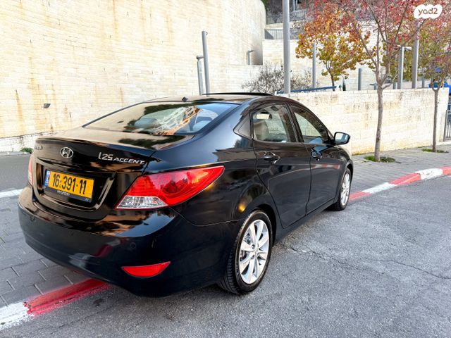 יונדאי אקסנט i25