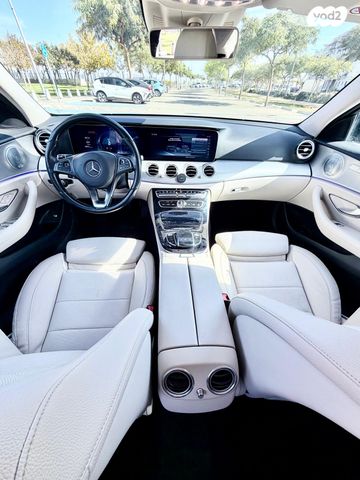 מודעת רכב מרצדס-בנץ E-class 2