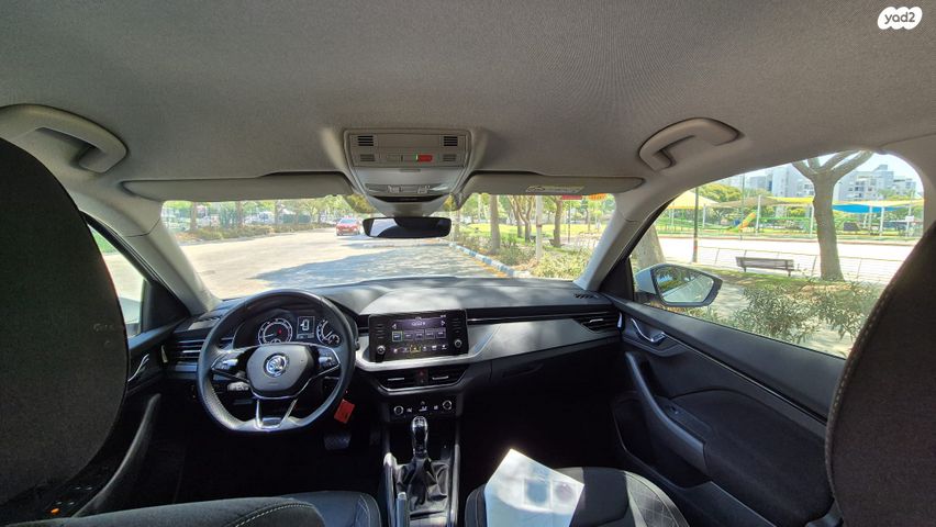 יונדאי איוניק