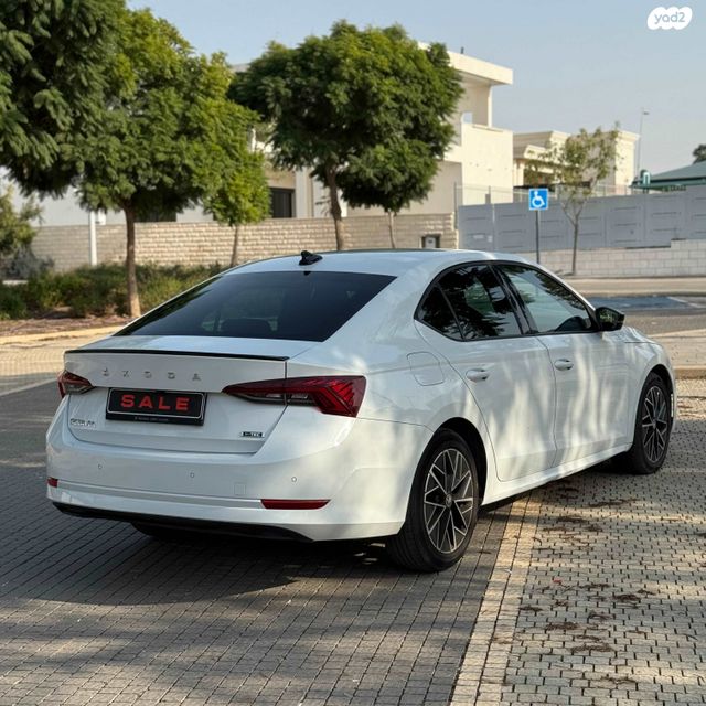 סקודה אוקטביה