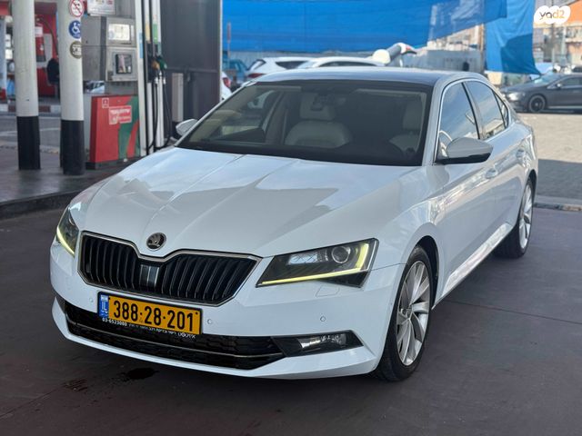 מודעת רכב סקודה סופרב