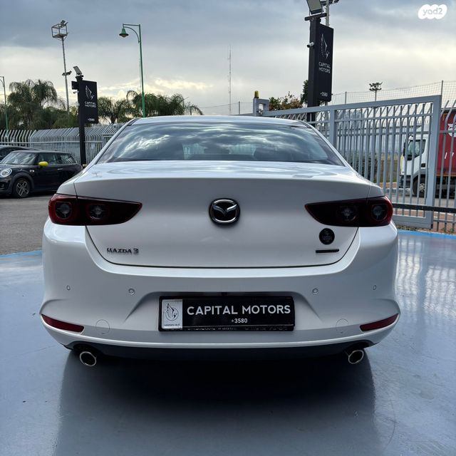 מאזדה 3