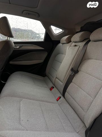 ג׳ילי Geometry C