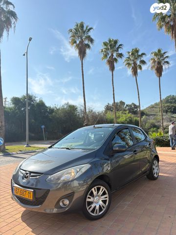 מודעת רכב מאזדה 2