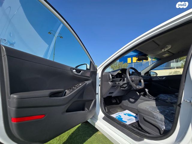 יונדאי איוניק