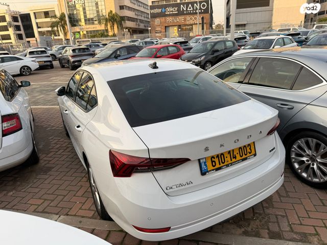 סקודה אוקטביה 