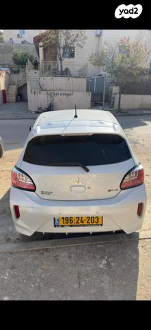 מיצובישי ספייס סטאר