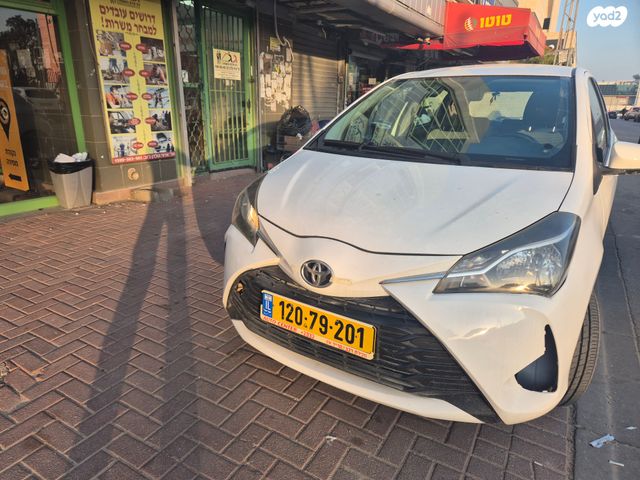 מודעת רכב טויוטה יאריס