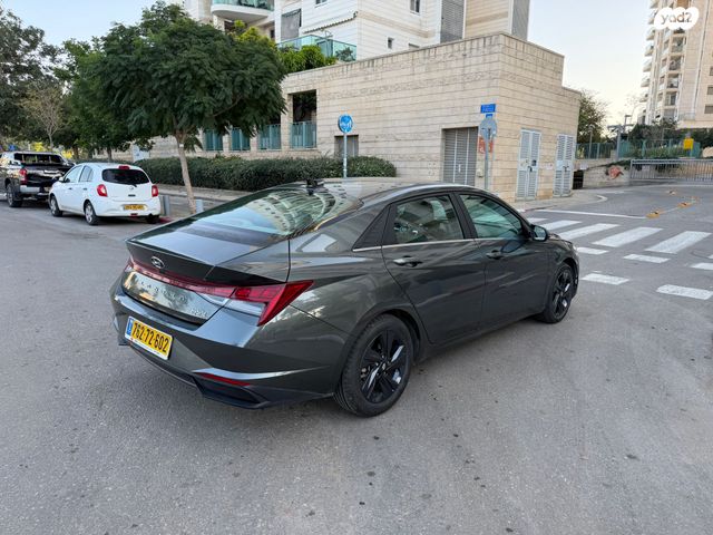 יונדאי אלנטרה