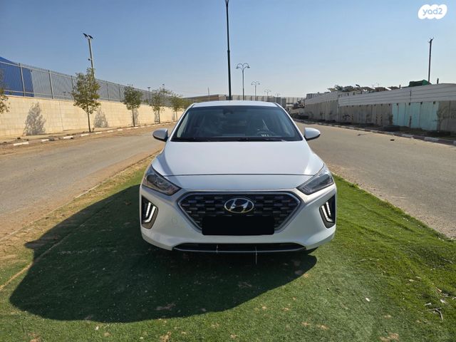 יונדאי איוניק