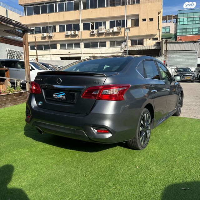 ניסאן סנטרה