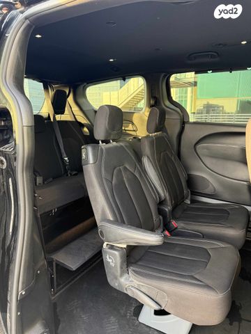 קרייזלר פסיפיקה