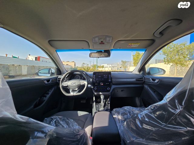 יונדאי איוניק