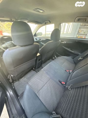 טויוטה קורולה