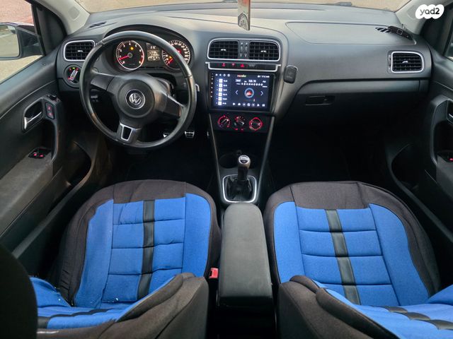 פולקסווגן פולו 