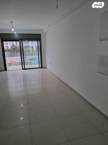 דירה, נאוה סמל 16, צומת סביון, קרית אונו