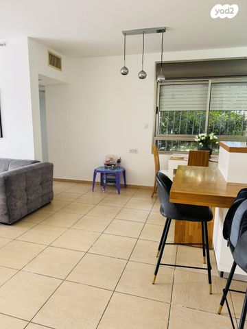 דירה, מעגל השלום 23, קרית חתני פרס נובל, ראשון לציון