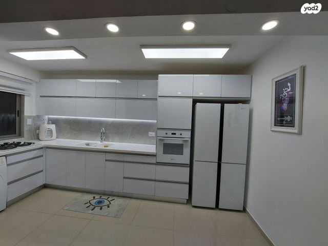 שדרות הקיבוצים 4