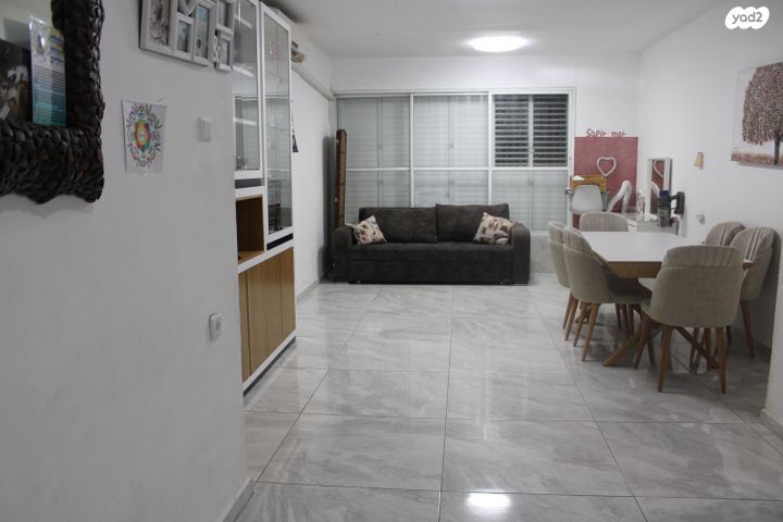 דרך זאב ז'בוטינסקי 124