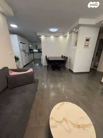 דירה, בושם 14, גילה, ירושלים