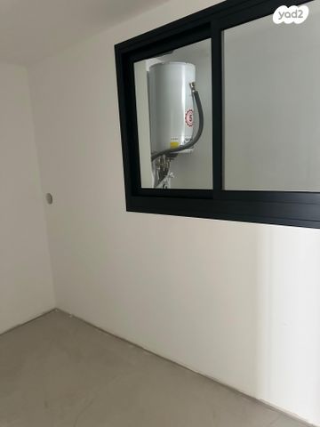 דירה, יונה וולך 3, גרין פארק החדשה, הוד השרון