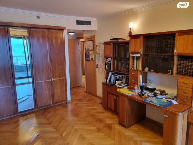 דירה, יפה נוף 111, כרמל מרכזי - שד' קיש, חיפה