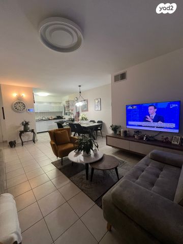 דירה, תש"ח 9, רובע הקריה, הסיטי, אשדוד