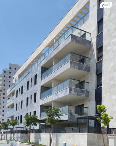 דירה, דרך השלום 6, שמעון פרס/ האצטדיון, נהריה