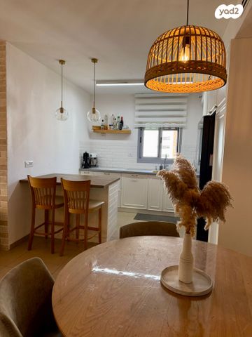 דירה, האנפה 18, החותרים, טירת כרמל