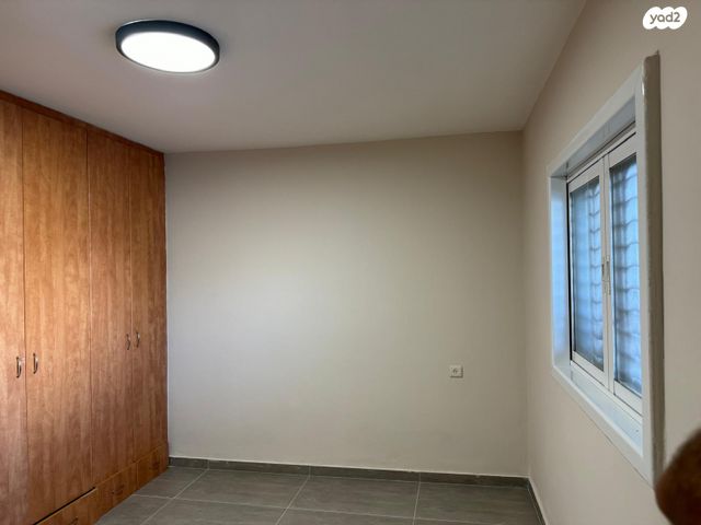 דירה, טשרניחובסקי 13, ותיקים, כפר סבא