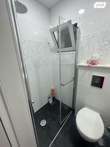 יצחק בן צבי 12