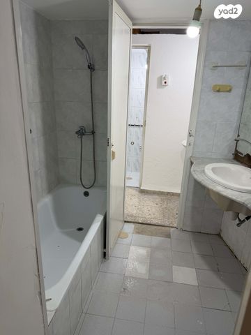 דירה, פאולוס השישי 39, שאר העיר, נצרת