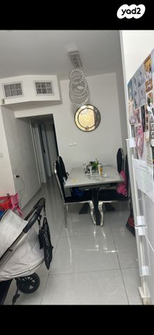 דירה, יצחק בן צבי 12, נווה גנים, קרית מוצקין