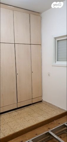 דירה, החרושת 10, הנביאים, בת ים