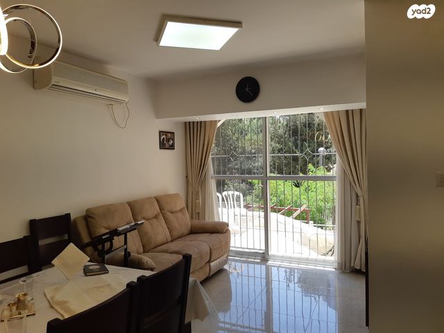 דירה, הרב ישראל שרייבר 5, רמות, ירושלים