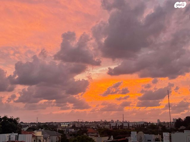 גג/ פנטהאוז, הרצל 15, שאר העיר, קדימה צורן