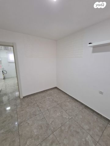 דירה, בורוכוב 12, רובע ב', אשדוד