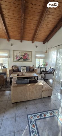 בית פרטי/ קוטג', זית 5, שאר העיר, מיתר / כרמית