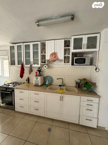 דירה, אבשלום חביב 34, ארמון הנציב, תלפיות מזרח, ירושלים