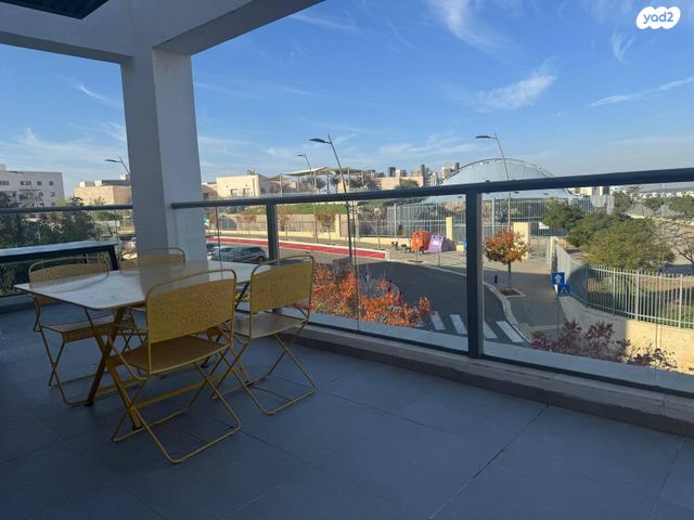 דירה, דוכיפת 35, הציפורים, מודיעין מכבים רעות