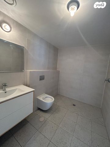 דירה, ש"י עגנון 2, שיכון רסקו, קרית אונו