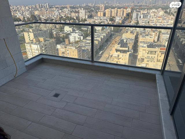 דירה, יעקב פיכמן 5, קרית אילון, חולון